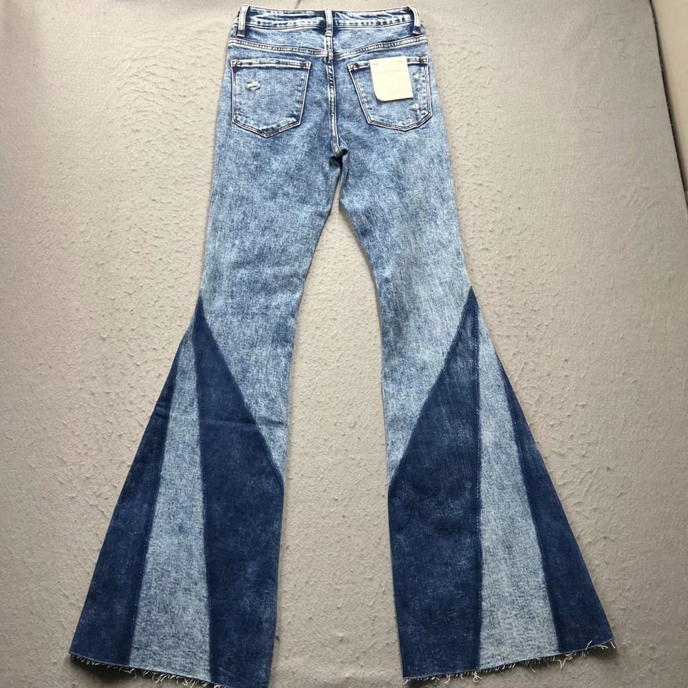 Flying Monkey BellBottom Flare Jeans Blue Acid Wash Colorblock Size 25 NWT - Picture 6 of 8